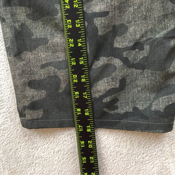 Timberland Boys Shorts Large Drawstring Camouflage Casual Pull On Athleisure - Picture 3 of 13